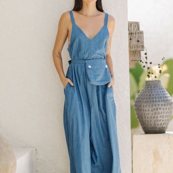 Myrah Penaloza Jumpsuit - Picture 2 of 9